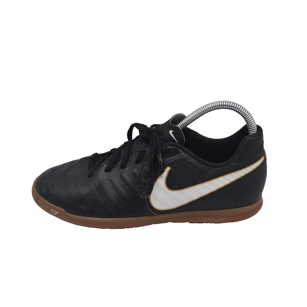 Nike TiempoX Shoes Youth Size 6Y Black Indoor Court Soccer Gum Sole 897735-002